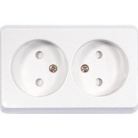 Фотография товара 'Ecoplast Розетка двойная открытой установки без заземляющих контактов с защитными шторками 813604'