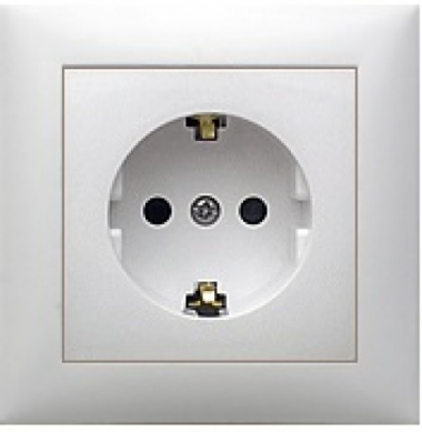 Фотография товара 'Ecoplast Розетка с заземляющим контактом, со шторками 863204-1'