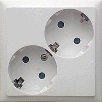 Фотография товара 'Ecoplast Розетка двойная прямая с заземляющими контактами, со шторками, LK60 863703'