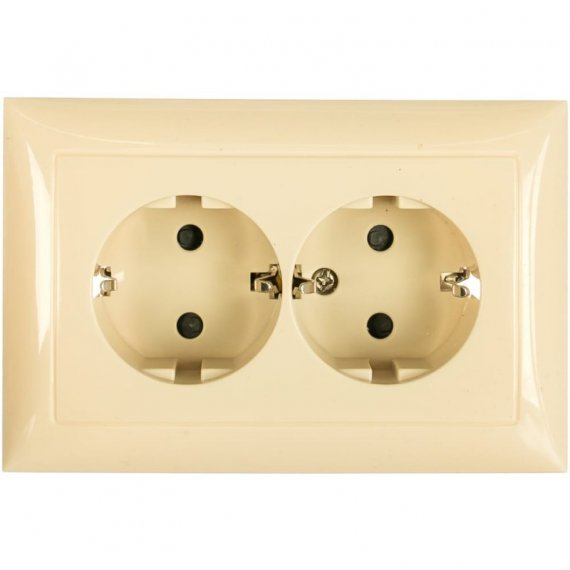 Фотография товара 'Ecoplast Розетка двойная прямая с заземляющим контактом, со шторками 863701-1'